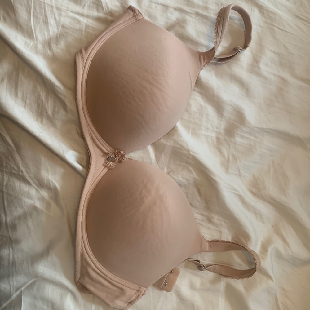 Brand new no tags Victoria secret beige no wire bra